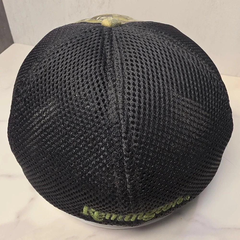 Remington‎ Mens Realtree Camo Trucker Hat Black Mesh Embroidered R Logo S/M Cap